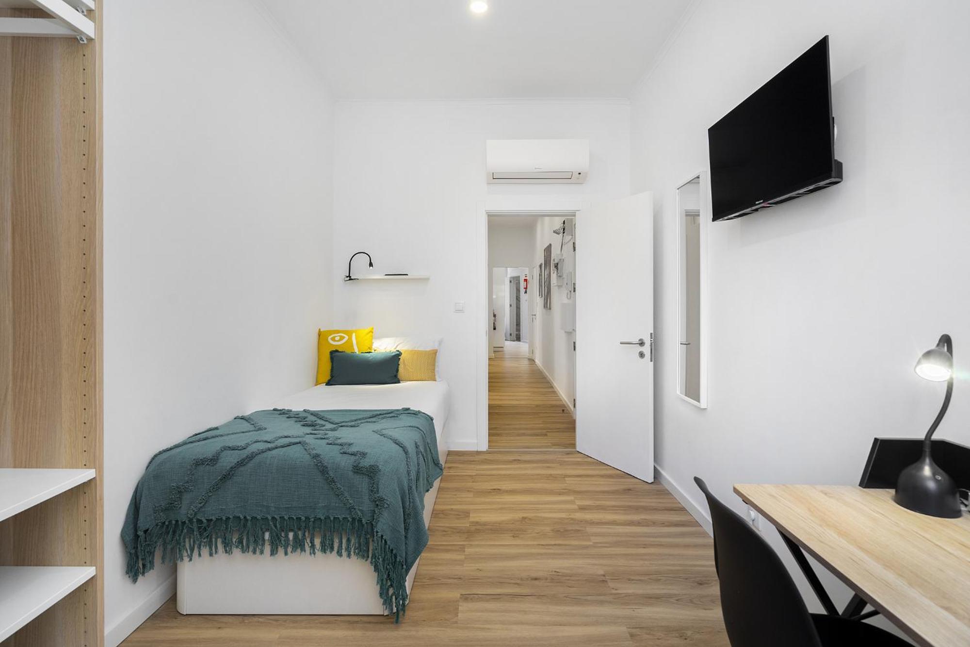 Whome Smart Living Hub, Designer Spaces For Digital Nomads & Remote Workers Лиссабон Экстерьер фото