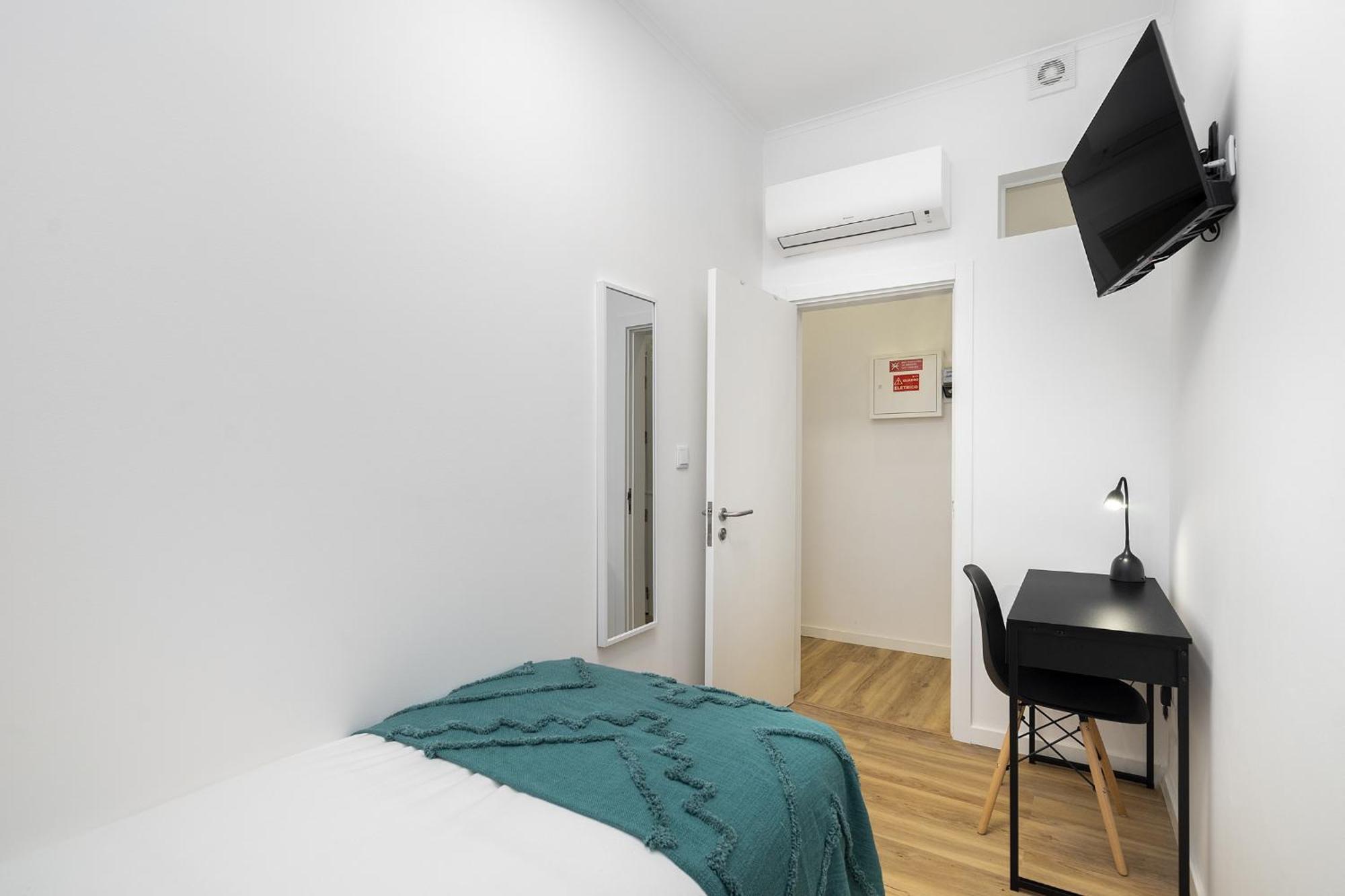 Whome Smart Living Hub, Designer Spaces For Digital Nomads & Remote Workers Лиссабон Экстерьер фото