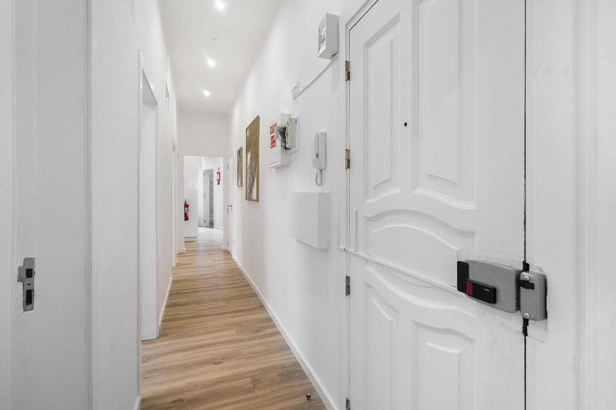 Whome Smart Living Hub, Designer Spaces For Digital Nomads & Remote Workers Лиссабон Экстерьер фото